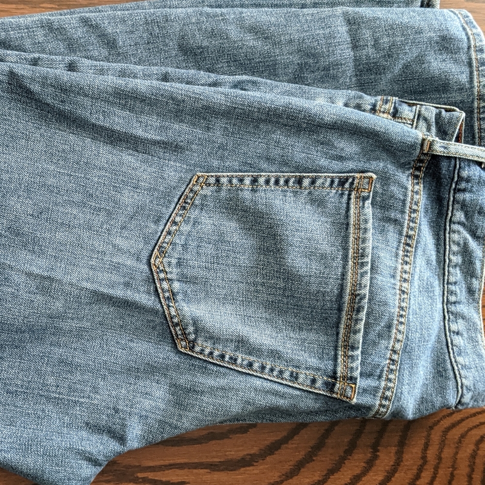 Eddie Bauer Boyfriend Slim Jeans - Picture 5 of 5